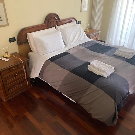 Appia Nuova Lucrezia Apartment Roma Dış mekan fotoğraf